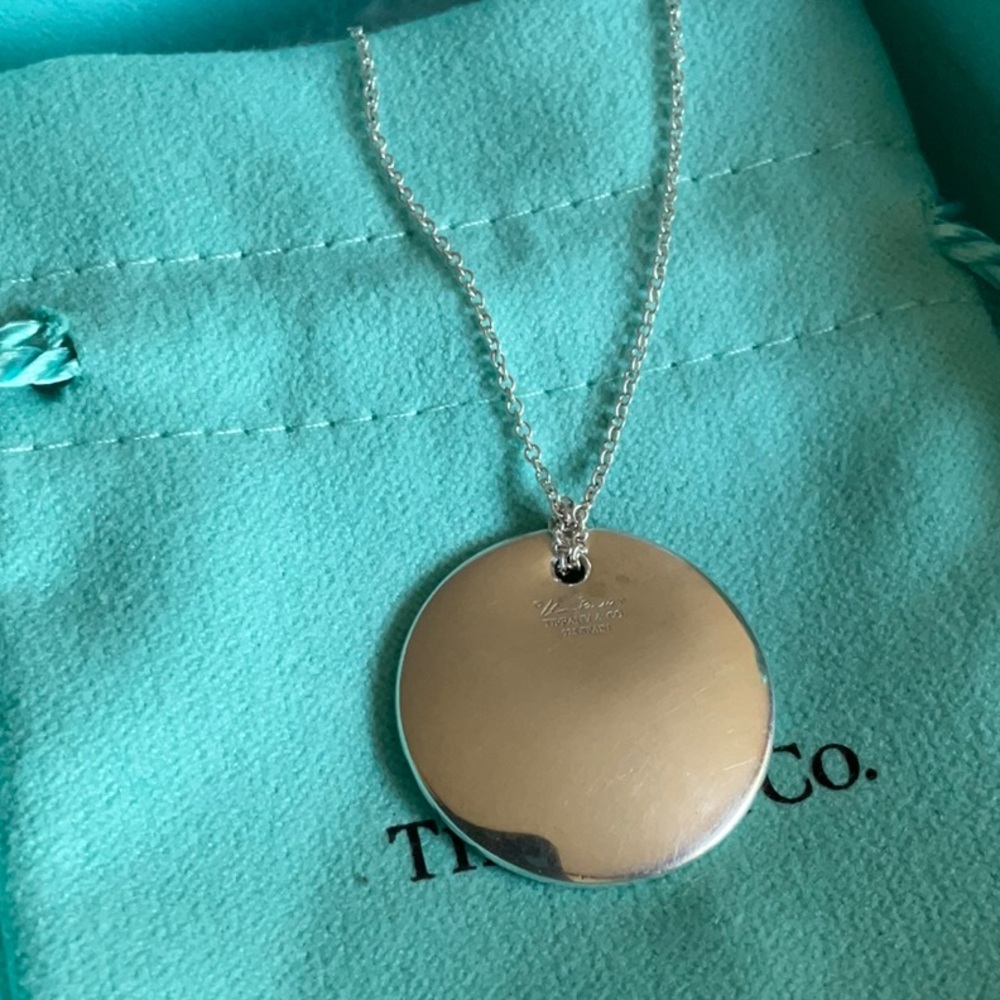 Authentic Tiffany Elsa Peretti Large Round pendant